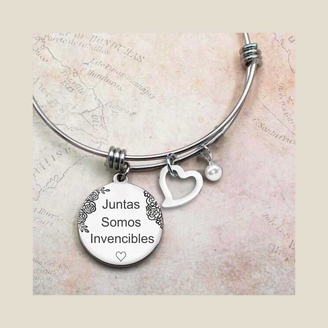 💓 Pulsera “Una hermana es la manera que tiene Dios de asegurarse de que nunca caminemos solos”